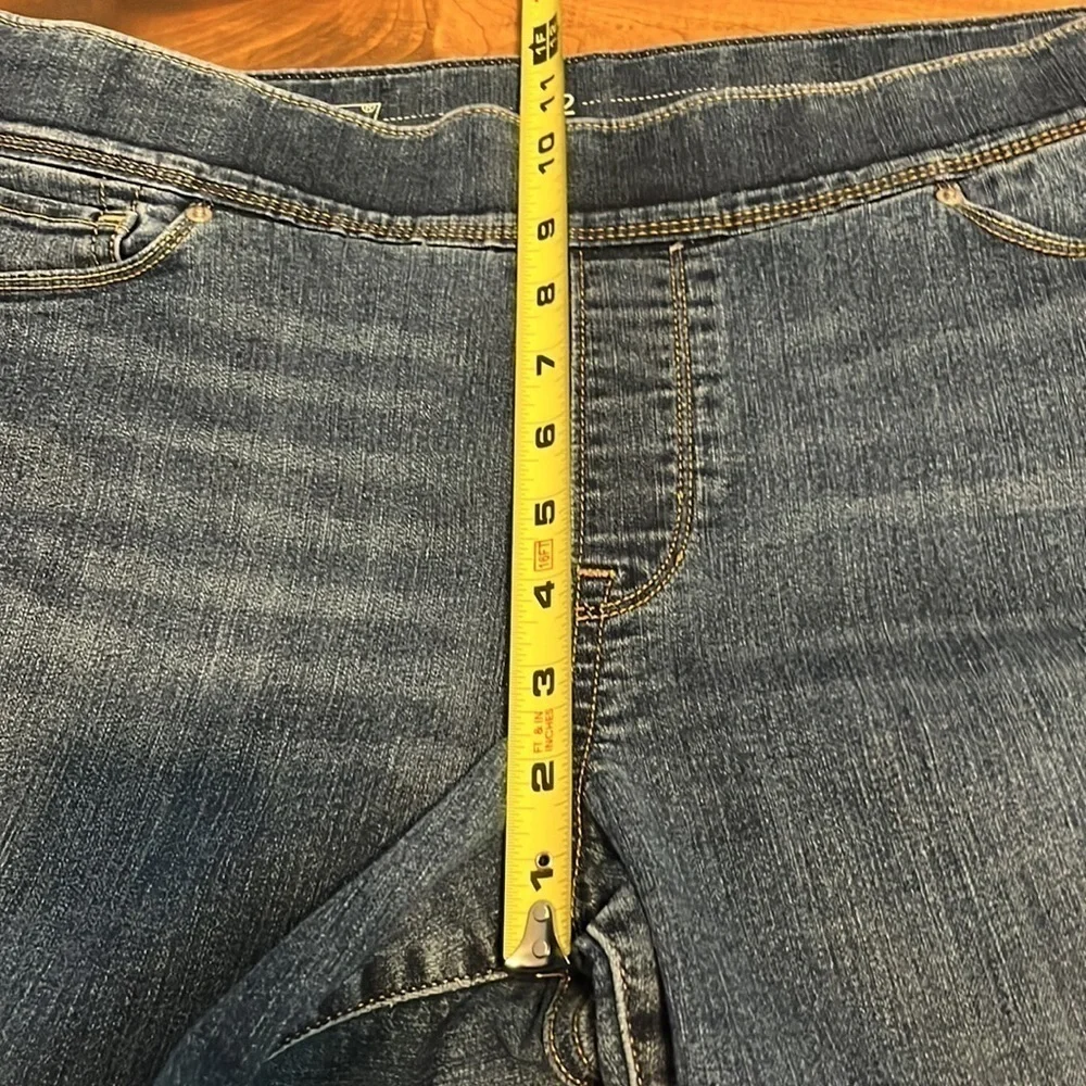 Levi jeans